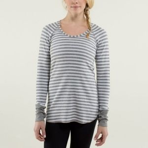 LULULEMON reversible Open your heart stripped and gray long sleeve top size 6